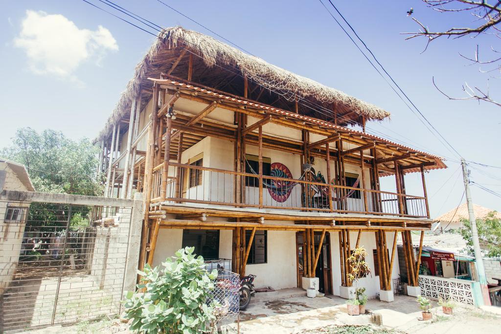 La Tortuga Hostel 塔甘加 外观 照片